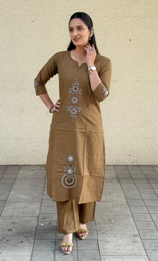 Naisha K 574