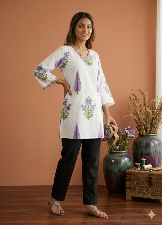 Naisha K 736