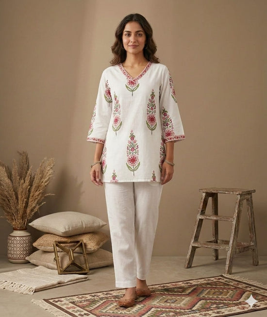 Naisha K 736