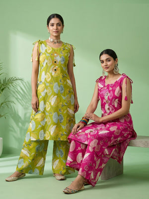 Naisha K 959 Vertican Discharge Printed Kurti Pant Set - Amrah Wholesale