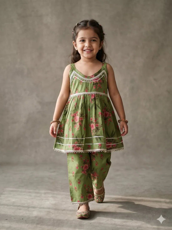 Amrah Wholesale Naisha Kids 16 Cotton Printed Fancy Top Bottom Set