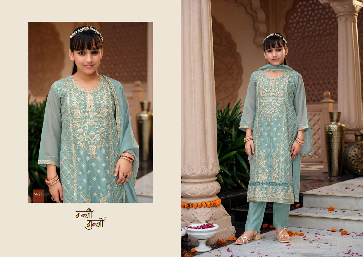 Nanni-munni Dazzle