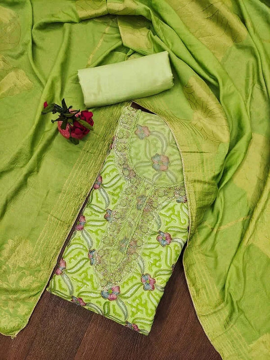 Navya Suit 152