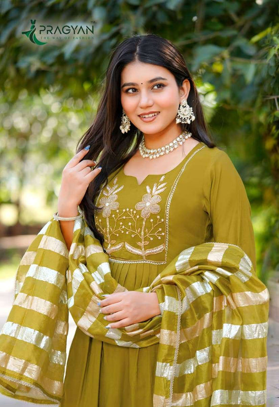 Pragyan Darpan Vol 1 Premium Viscose Silk Kurti Pant Dupatta Set