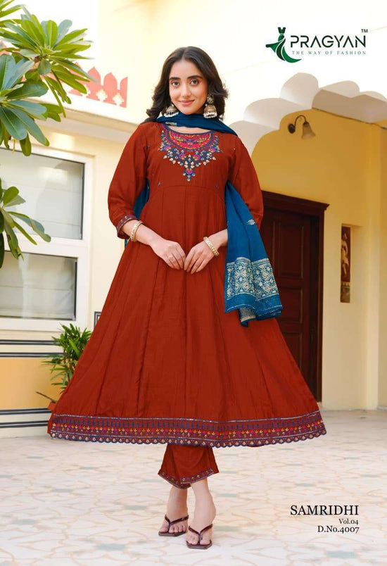 Pragyan Samridhi Vol 4 Premium Vichitra Kurti Pant Dupatta Set