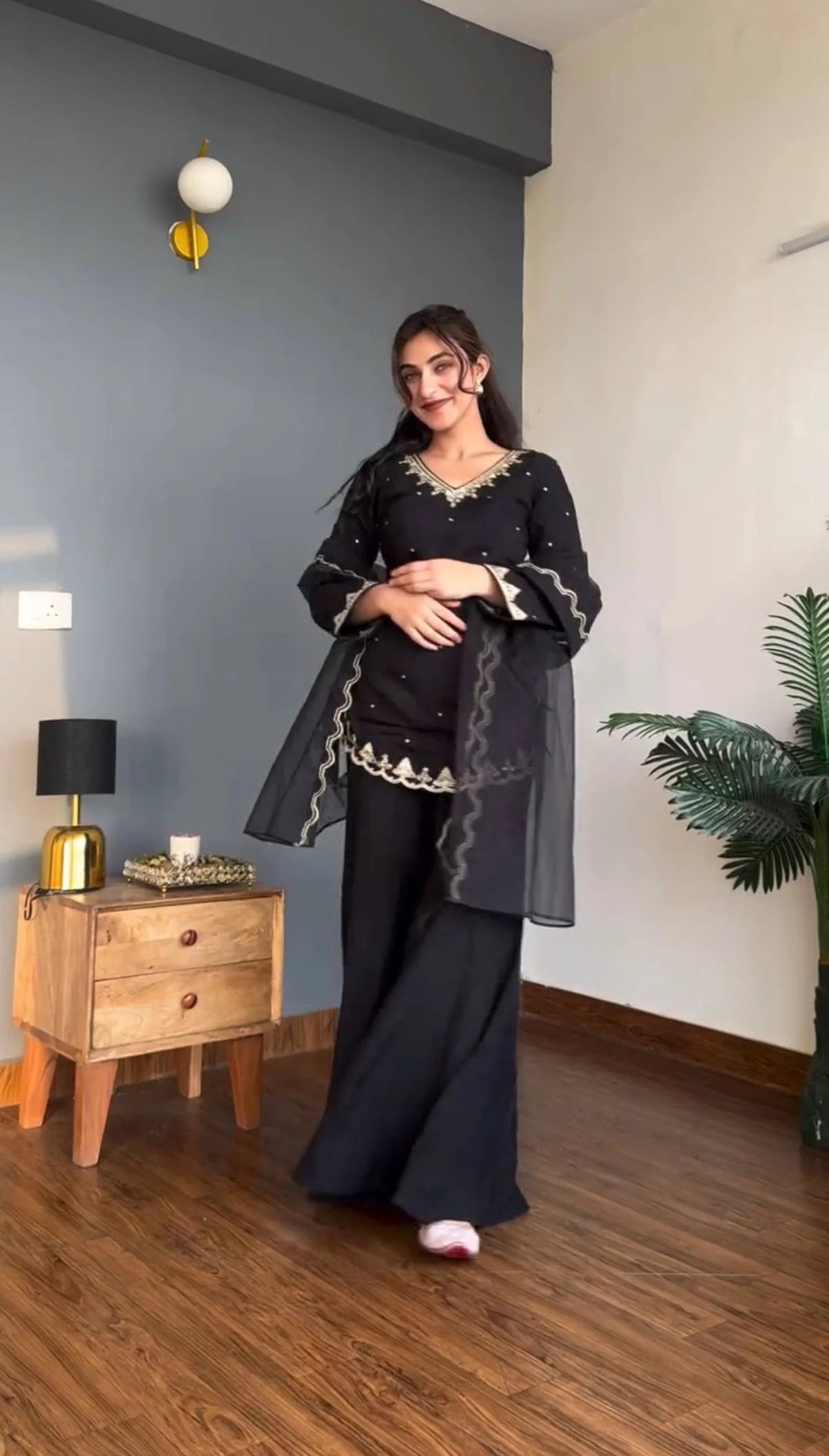 Amrah Wholesale Radhi 01 Silk Crepe Kurti Pant Dupatta Set