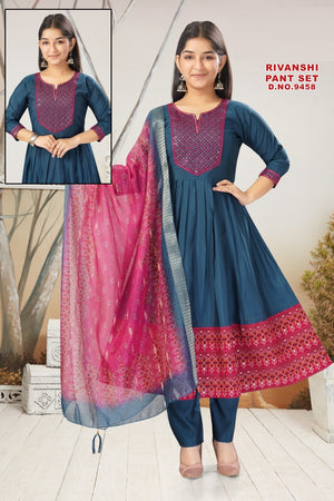 Riyanshi Pant Set 9458