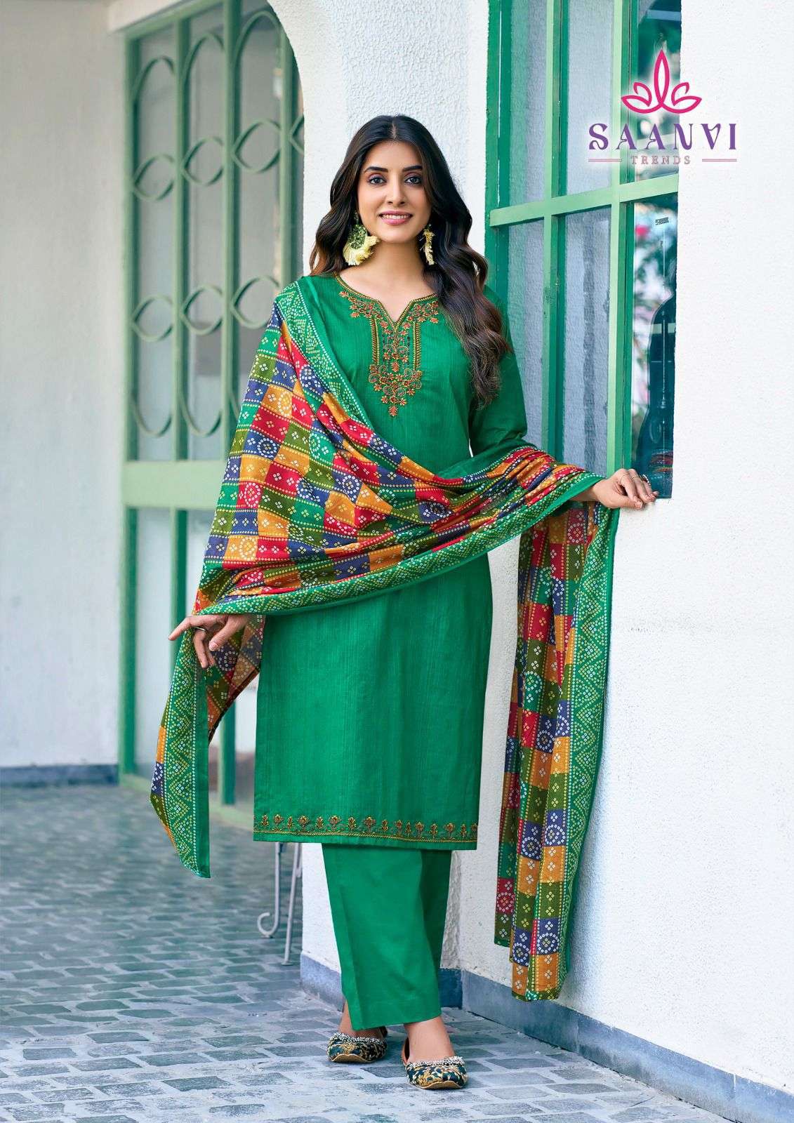 Saanvi Trends Romani