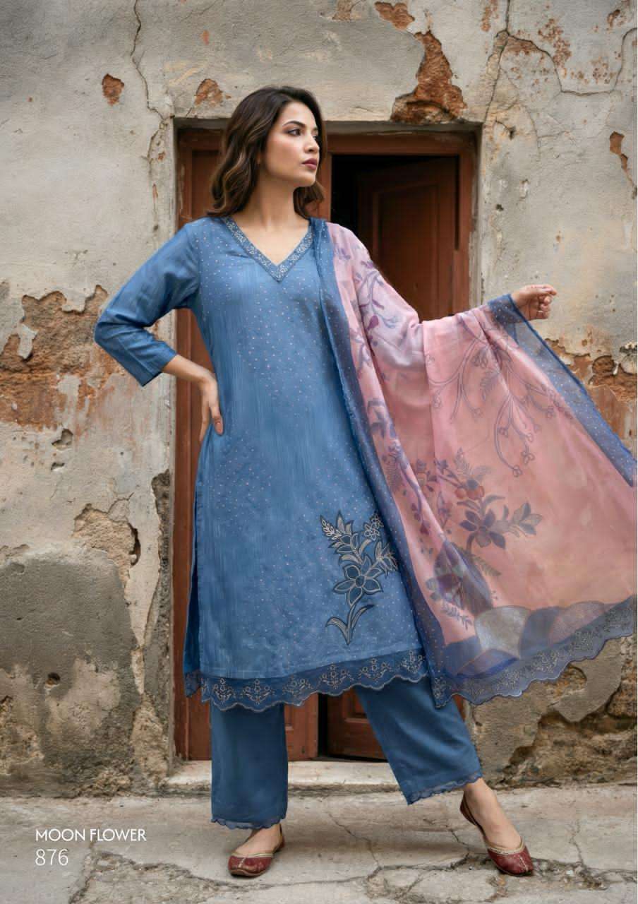 Sahiba Moon Flower