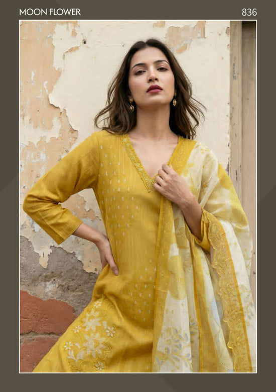 Sahiba Moon Flower