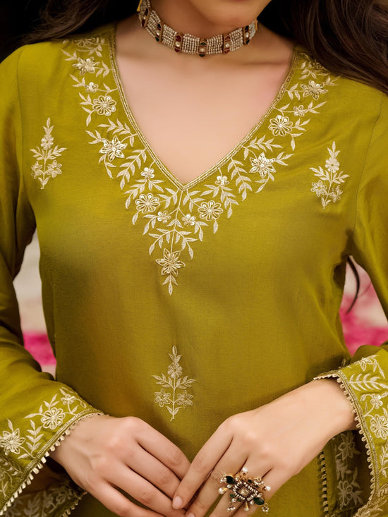 Sahiba Vol 1 Kurti Pant Dupatta Set - Amrah Wholesale