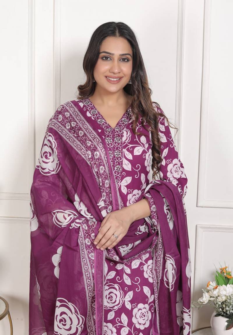 Saina Vol 4