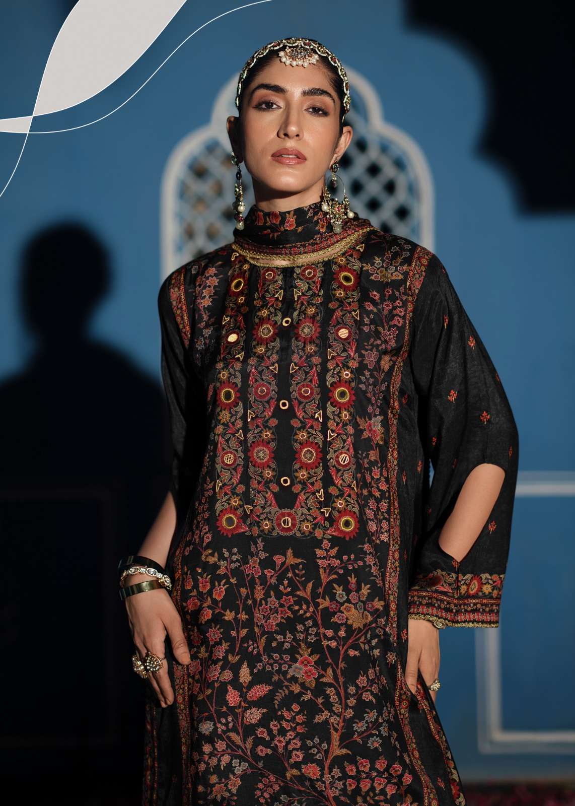 Sanaz Nazm Viscose Muslin Designer Suit - Amrah Wholesale