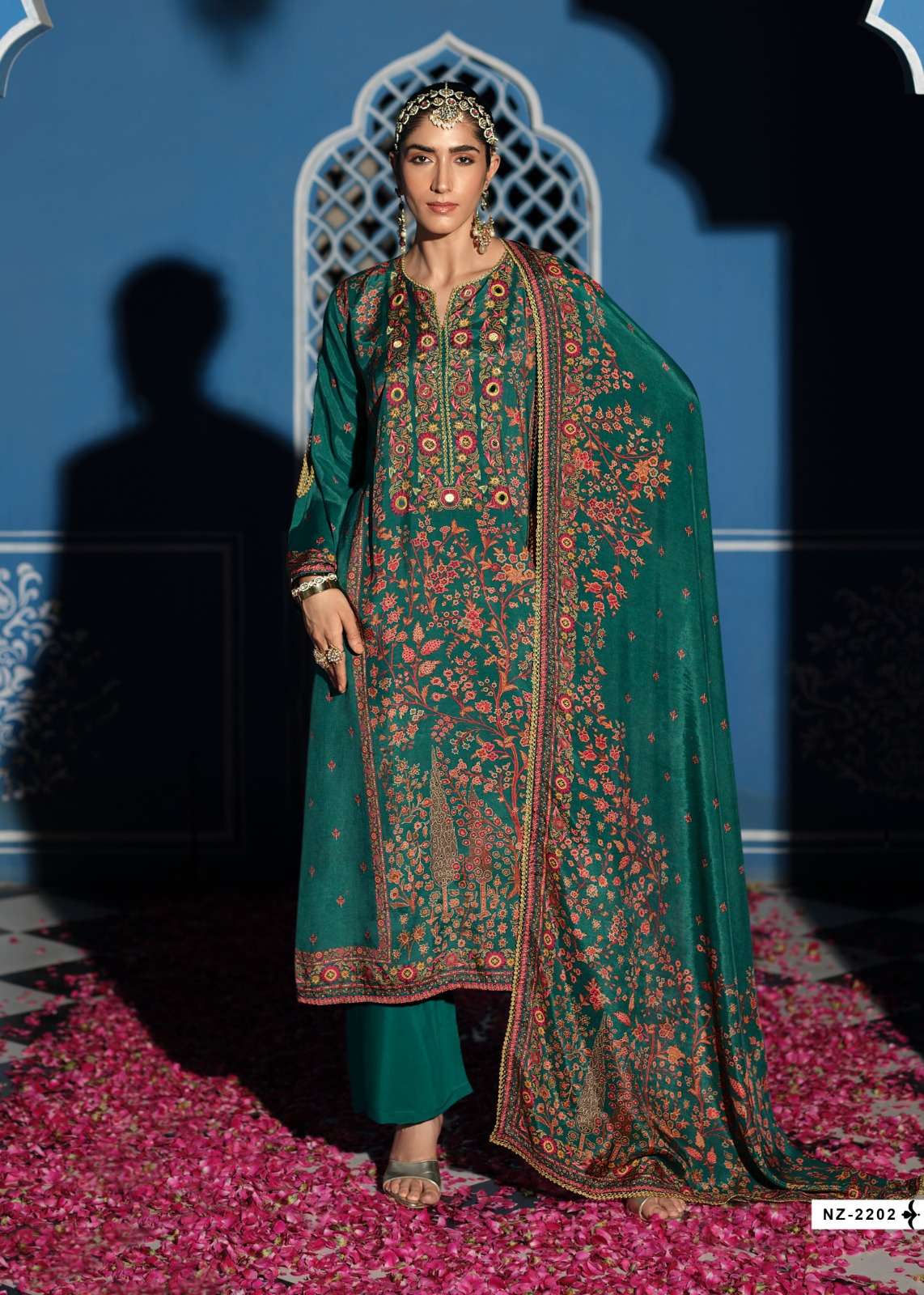 Sanaz Nazm Viscose Muslin Designer Suit - Amrah Wholesale