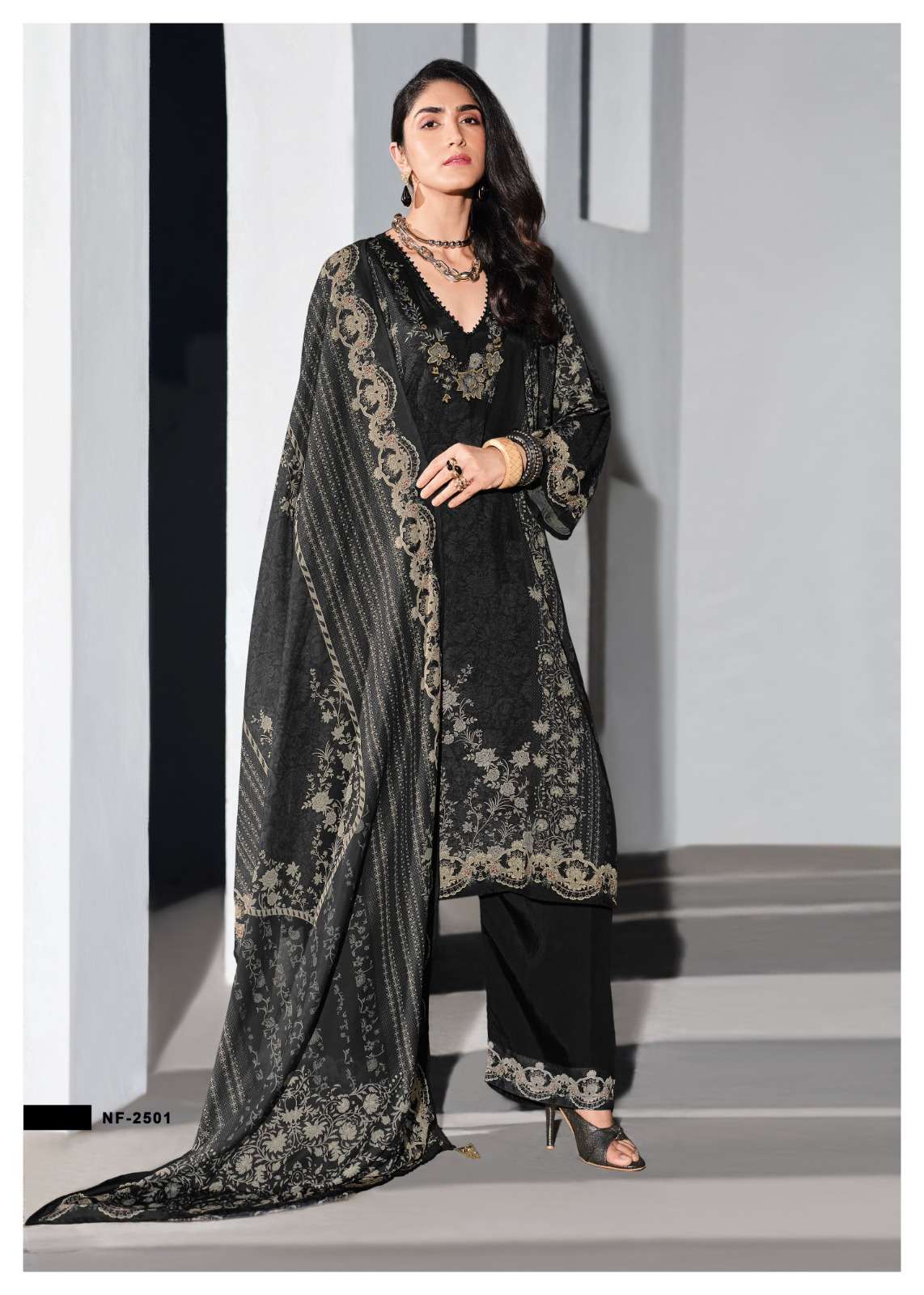 Sanaz Niloufer Viscose Muslin Dress Material - Amrah Wholesale