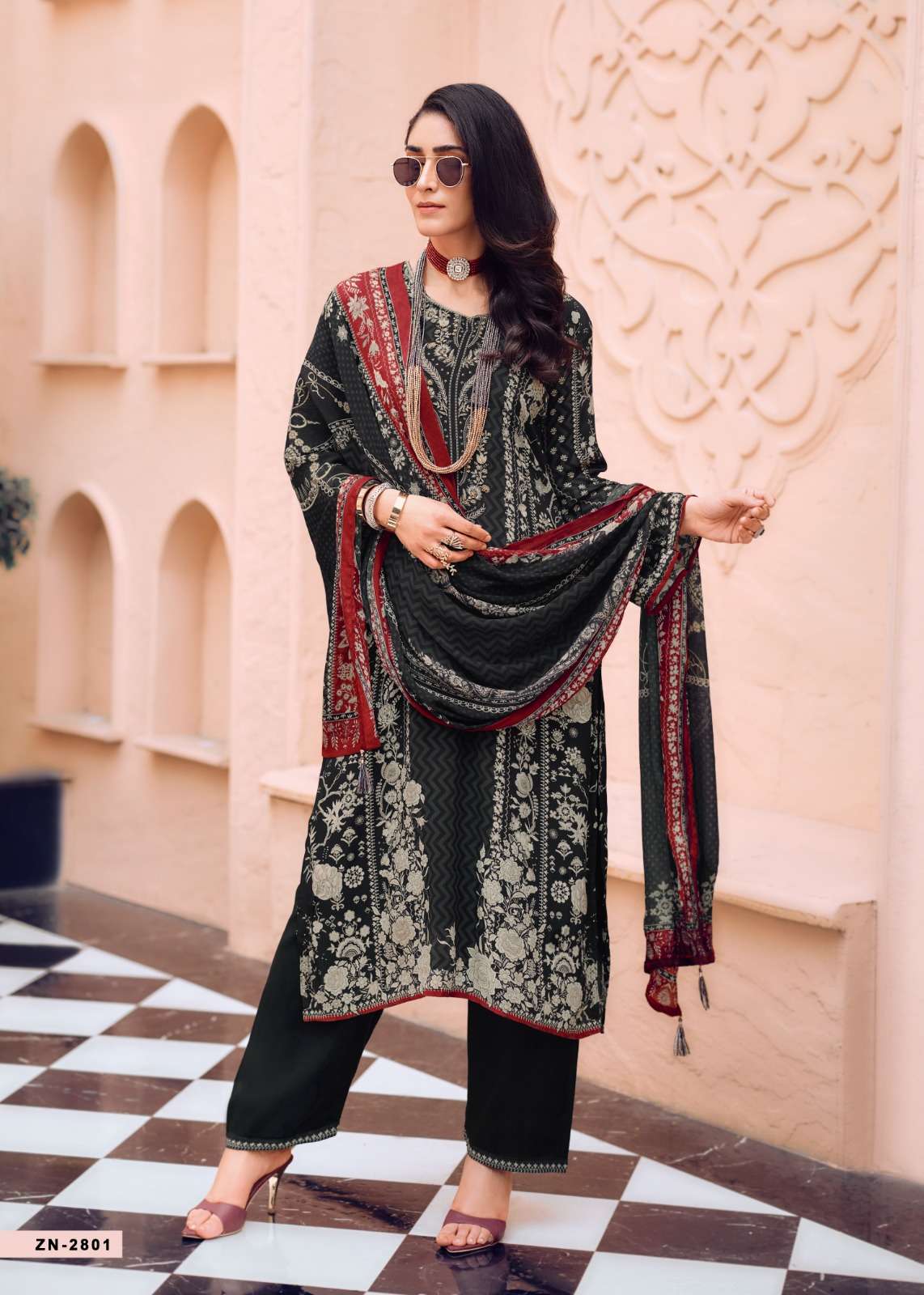 Sanaz Zareen Viscose Crape Digital Printed Pakistani Suit
