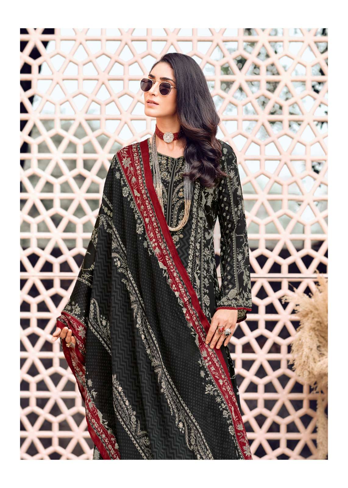 Sanaz Zareen Viscose Crape Digital Printed Pakistani Suit