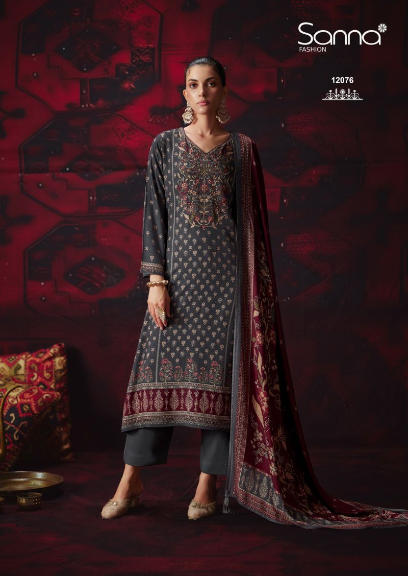Sanna Khwaab Viscose Pashmina Digital Print Khatli Work Suit