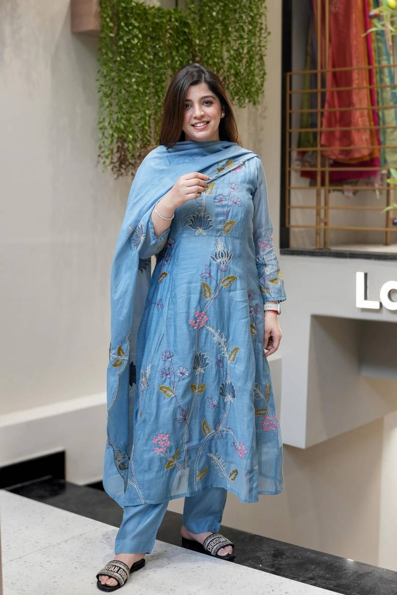 Satjannat Vol 1