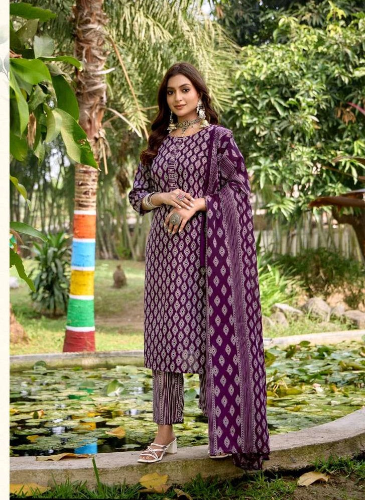 Sbs Fashion Amaya