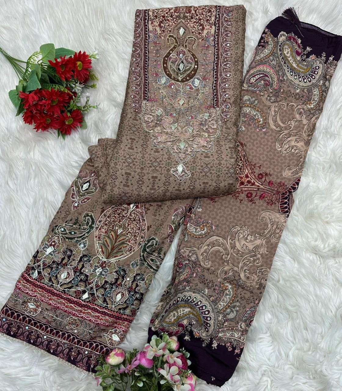 Amrutvela At - 202 - Amrah Wholesale
