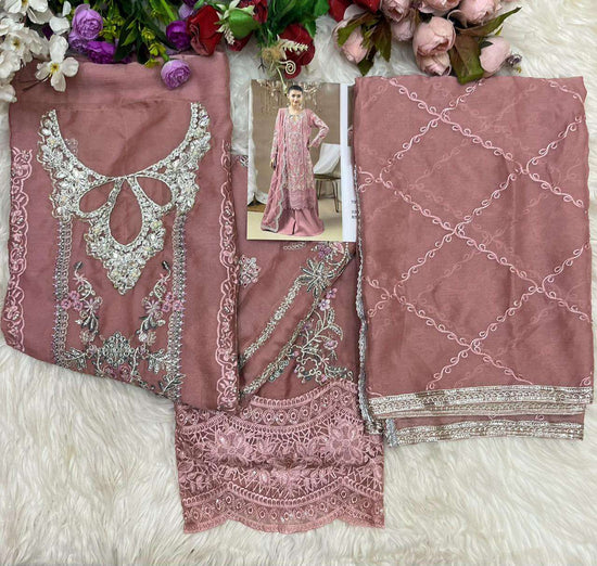 Shree Fab SF - 5581 Pakistani Suit Wholesale Catalogue - Amrah Wholesale