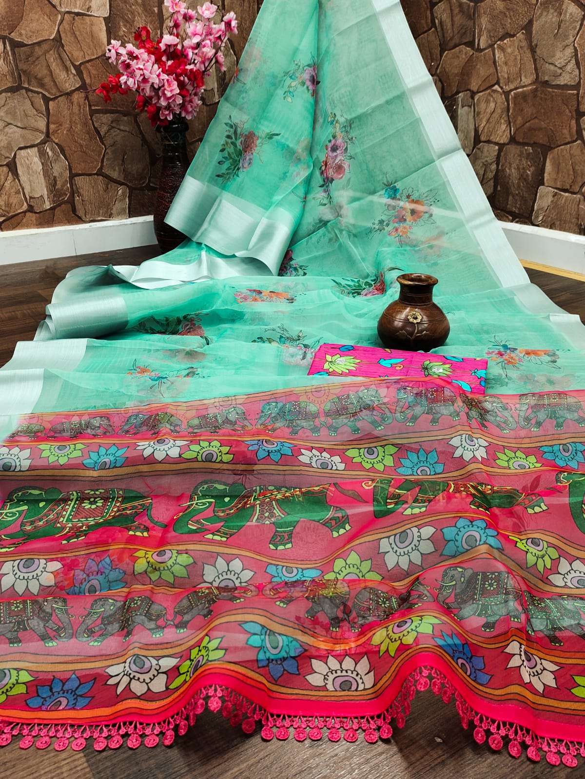 Shreyans Fashion Beauty Vol-1 Premium Organza Printed Saree