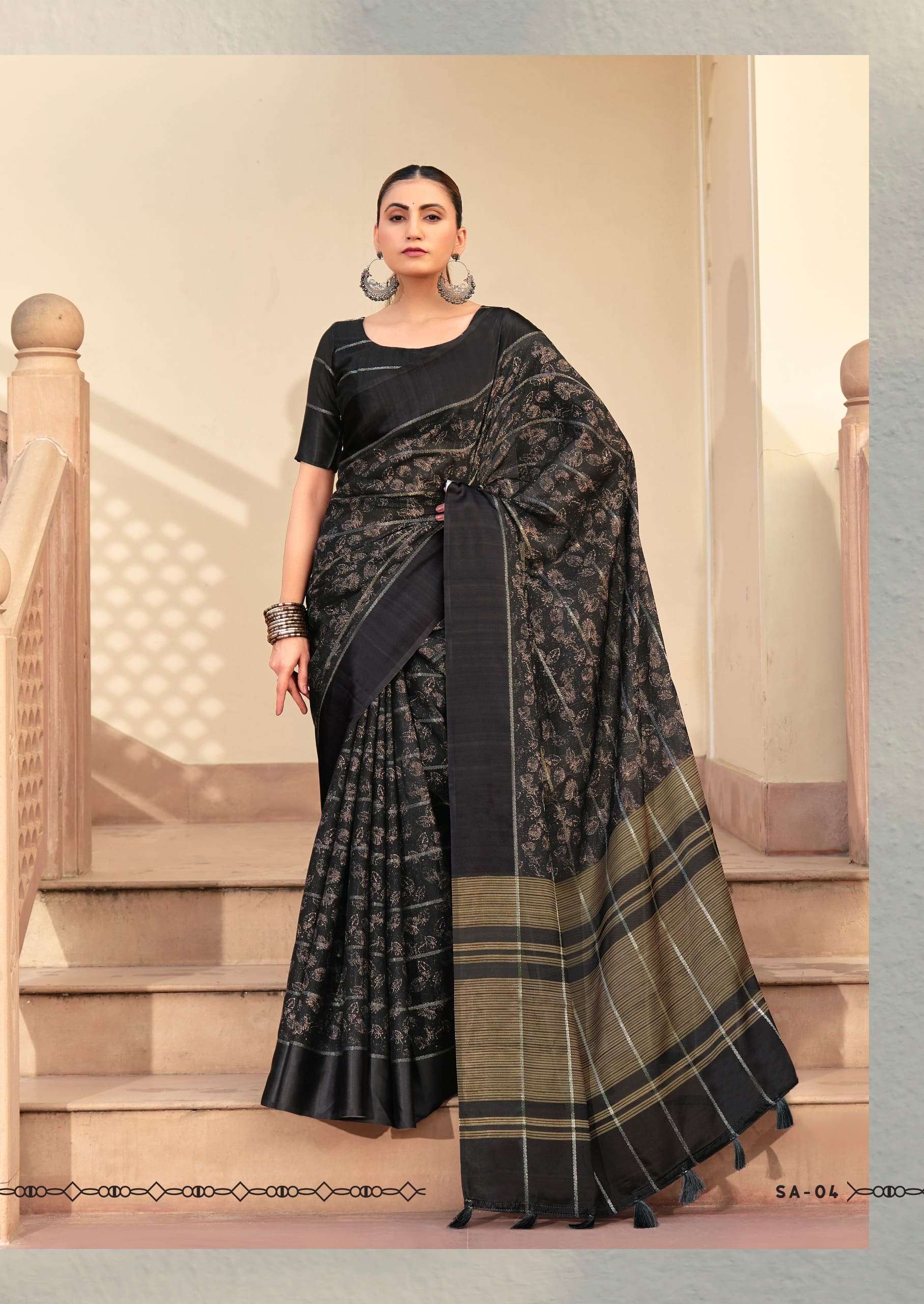 SHREYANS FASHION SINDH CREAP ART Crepe Silk Sarees