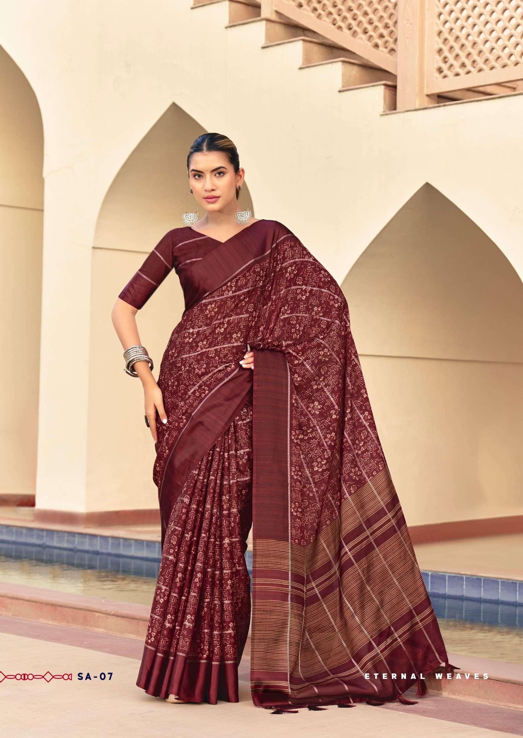 SHREYANS FASHION SINDH CREAP ART Crepe Silk Sarees