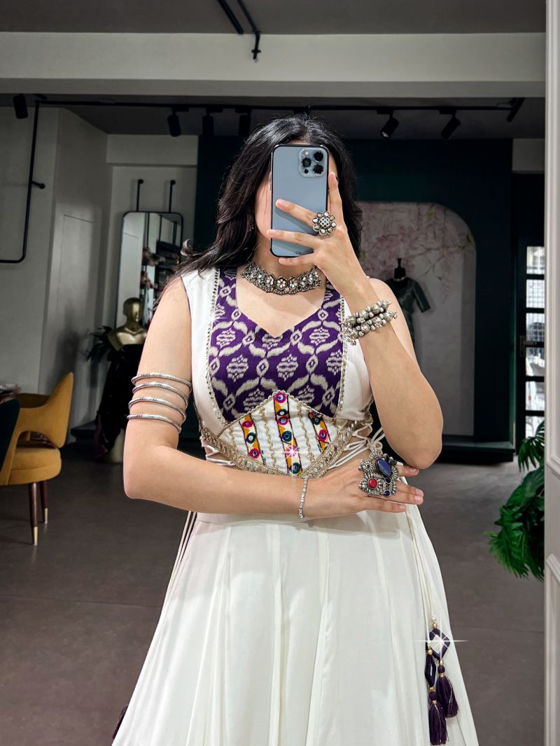 Taraa L 1788 Pure Rayon Gamthi Mirror Lace Traditional Lehenga Choli