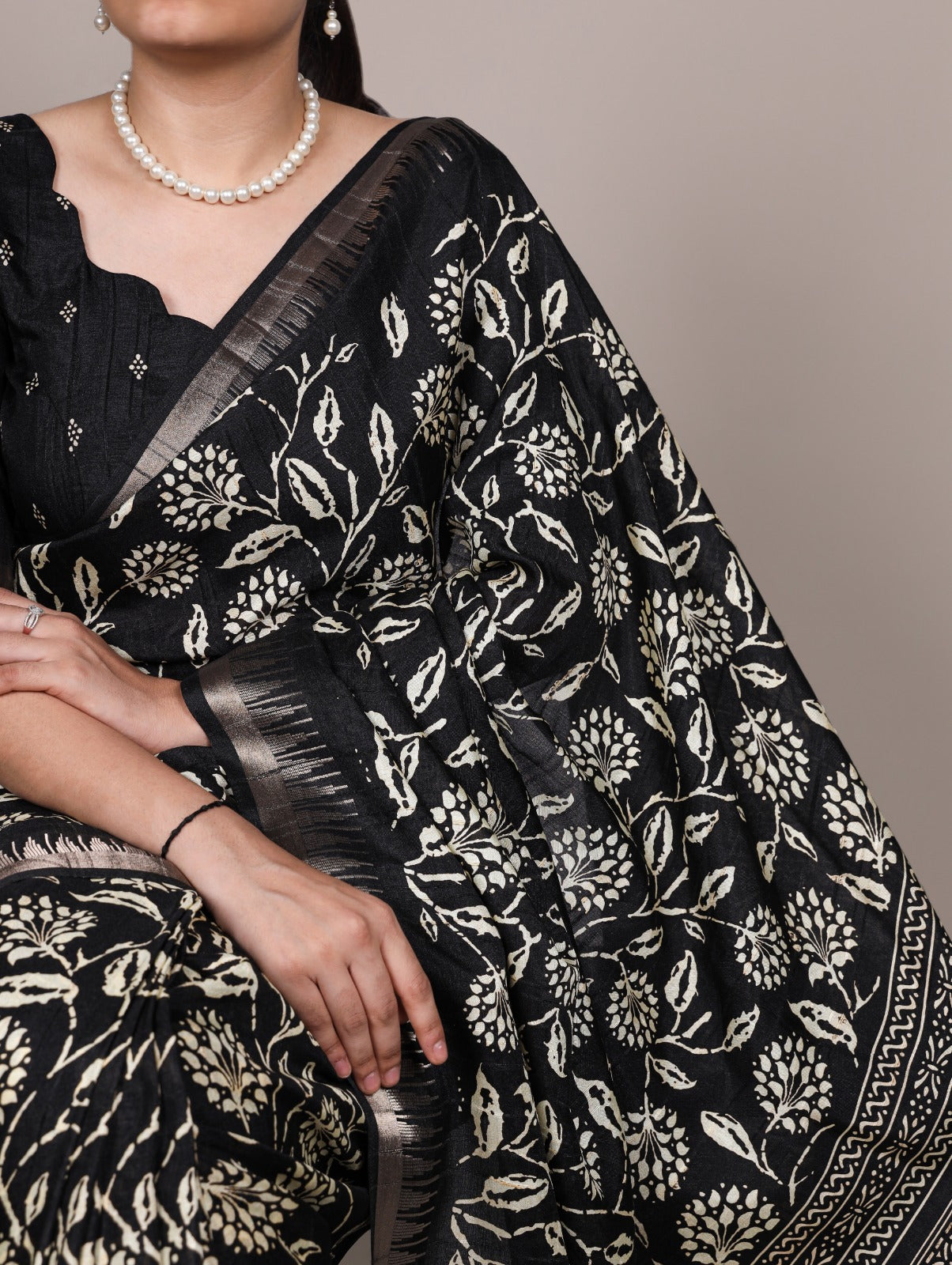 Taraa L 7214 Slub Silk Printed Saree