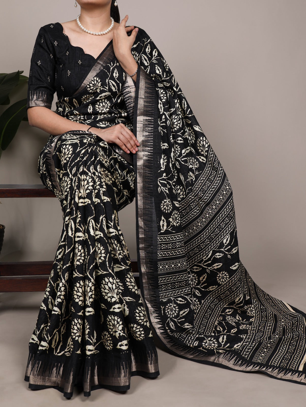 Taraa L 7214 Slub Silk Printed Saree