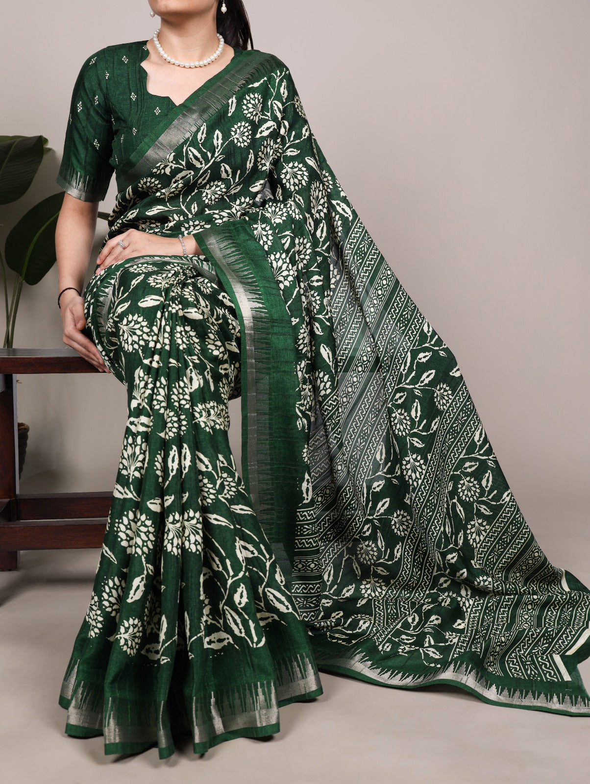 Taraa L 7214 Slub Silk Printed Saree