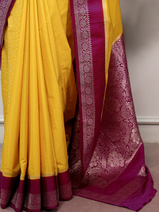 Taraa L 7900 Mysore Crepe Zari Weaving Saree - Amrah Wholesale