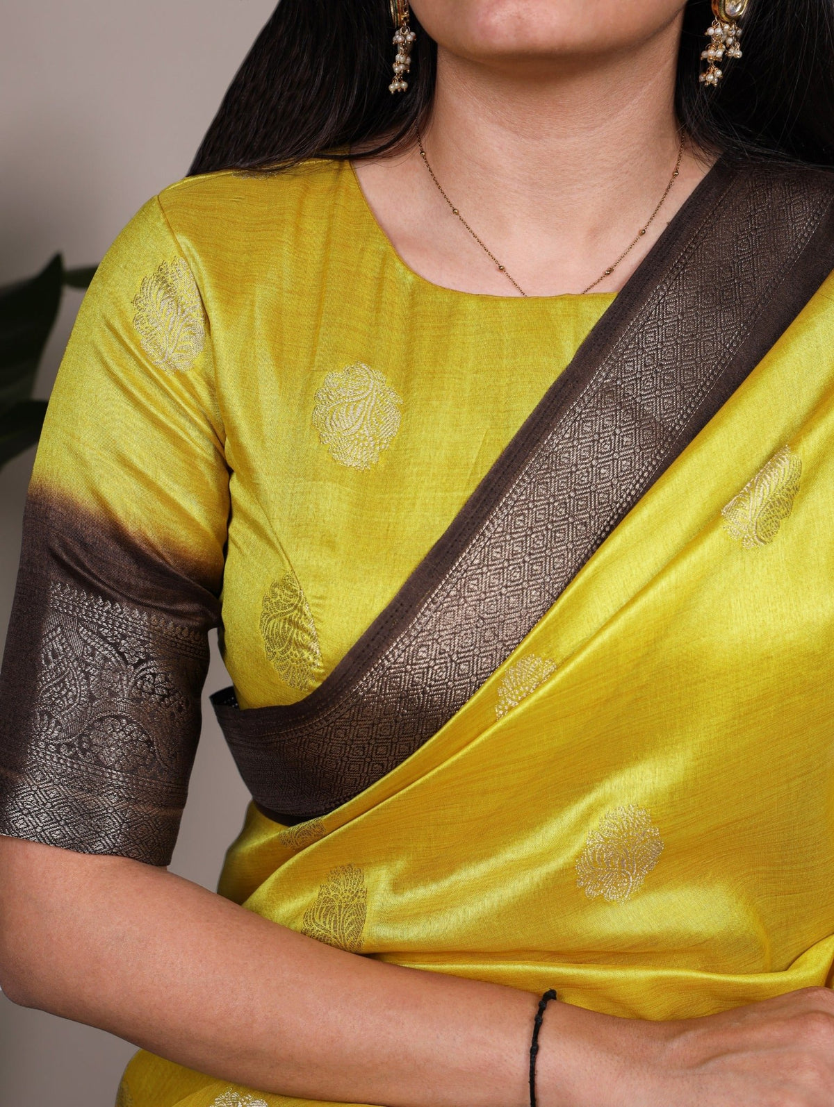 Taraa L 7909 Rumali Silk Saree - Amrah Wholesale