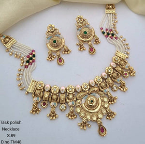 Task Polish Necklace 1