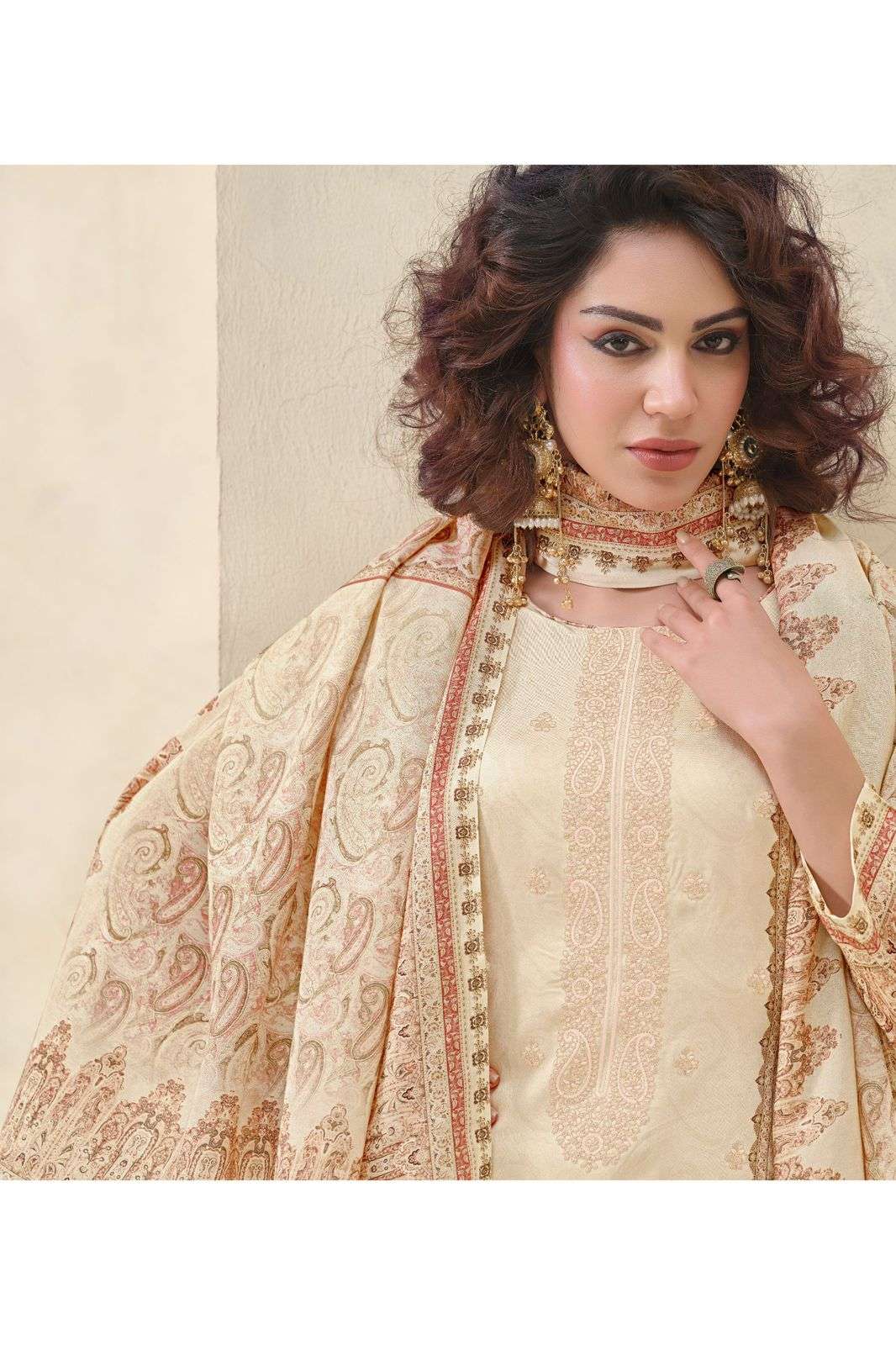 The Hermitage Shop Aaranya Vol 5 Giza Cotton Satin Pakistani Suit - Amrah Wholesale