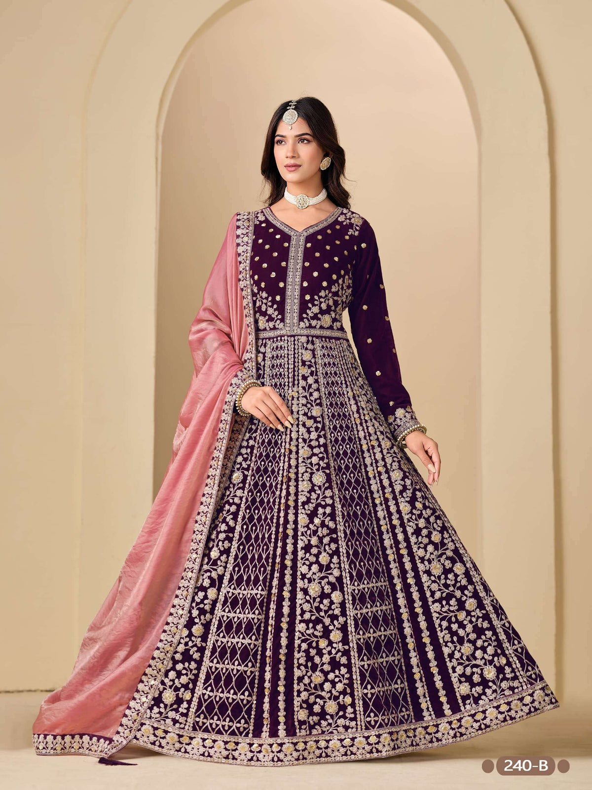 Twisha Aanaya Vol-240