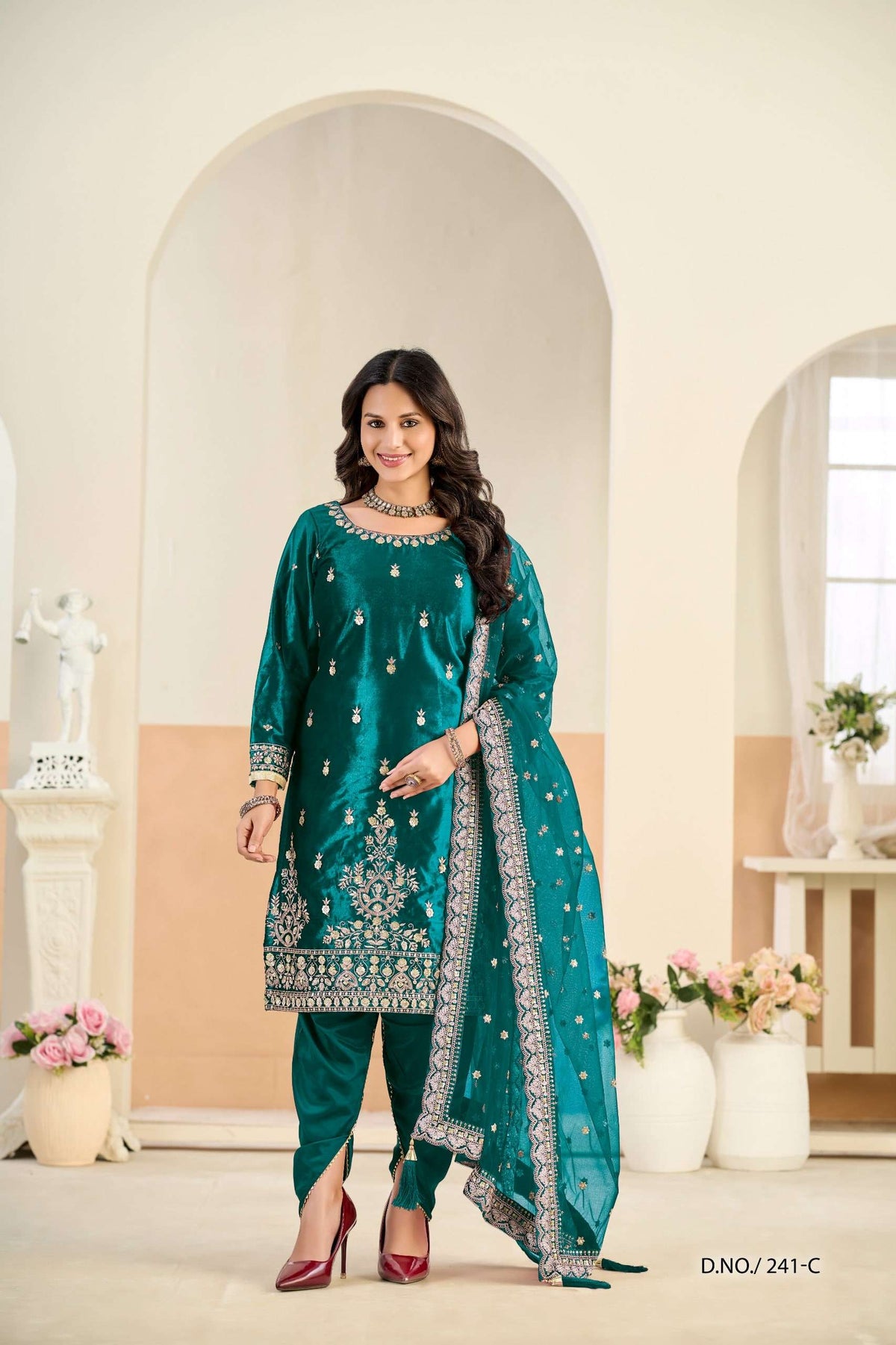 Twisha Aanaya Vol-241