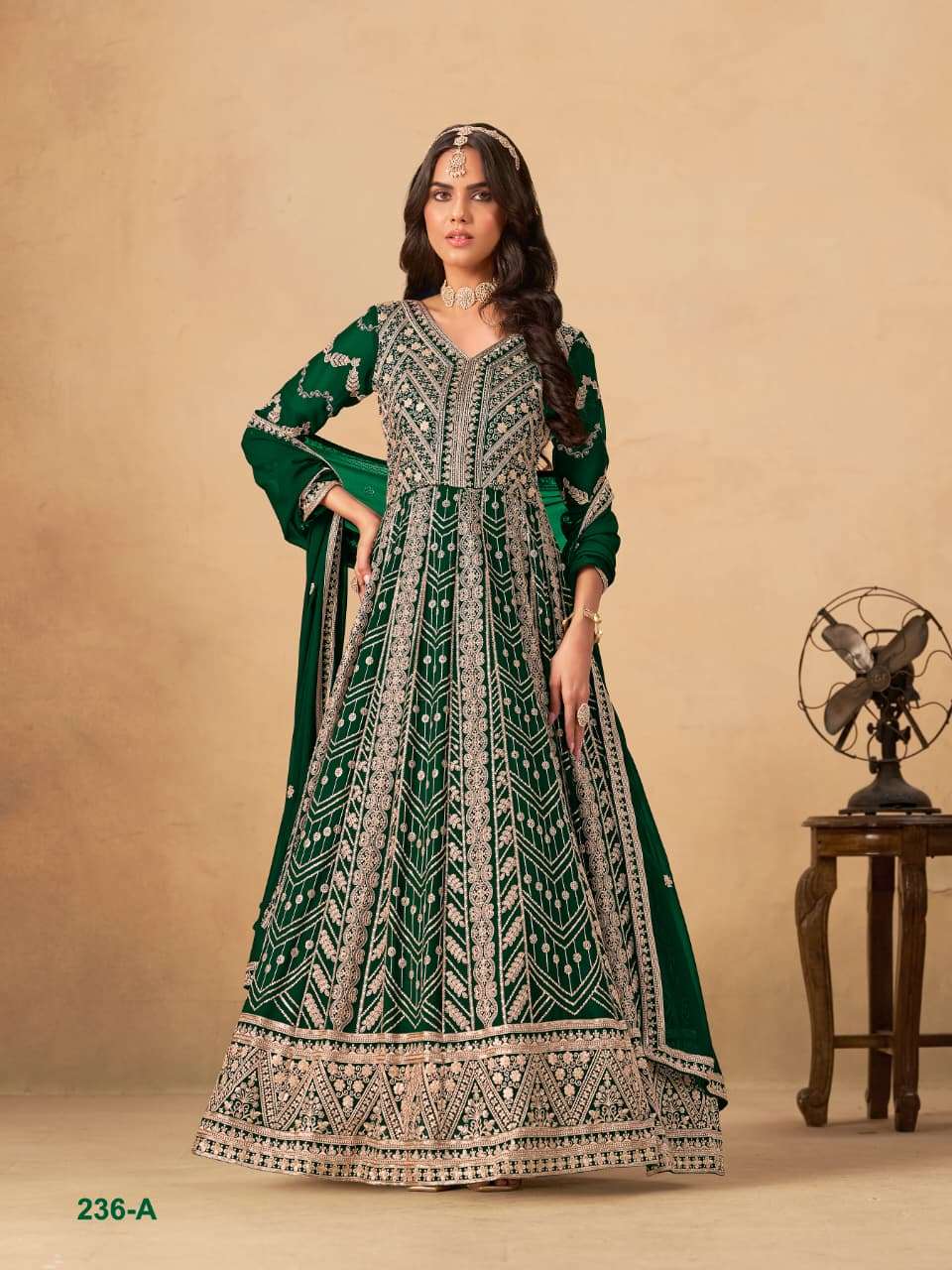 Twisha Aanaya Vol-236