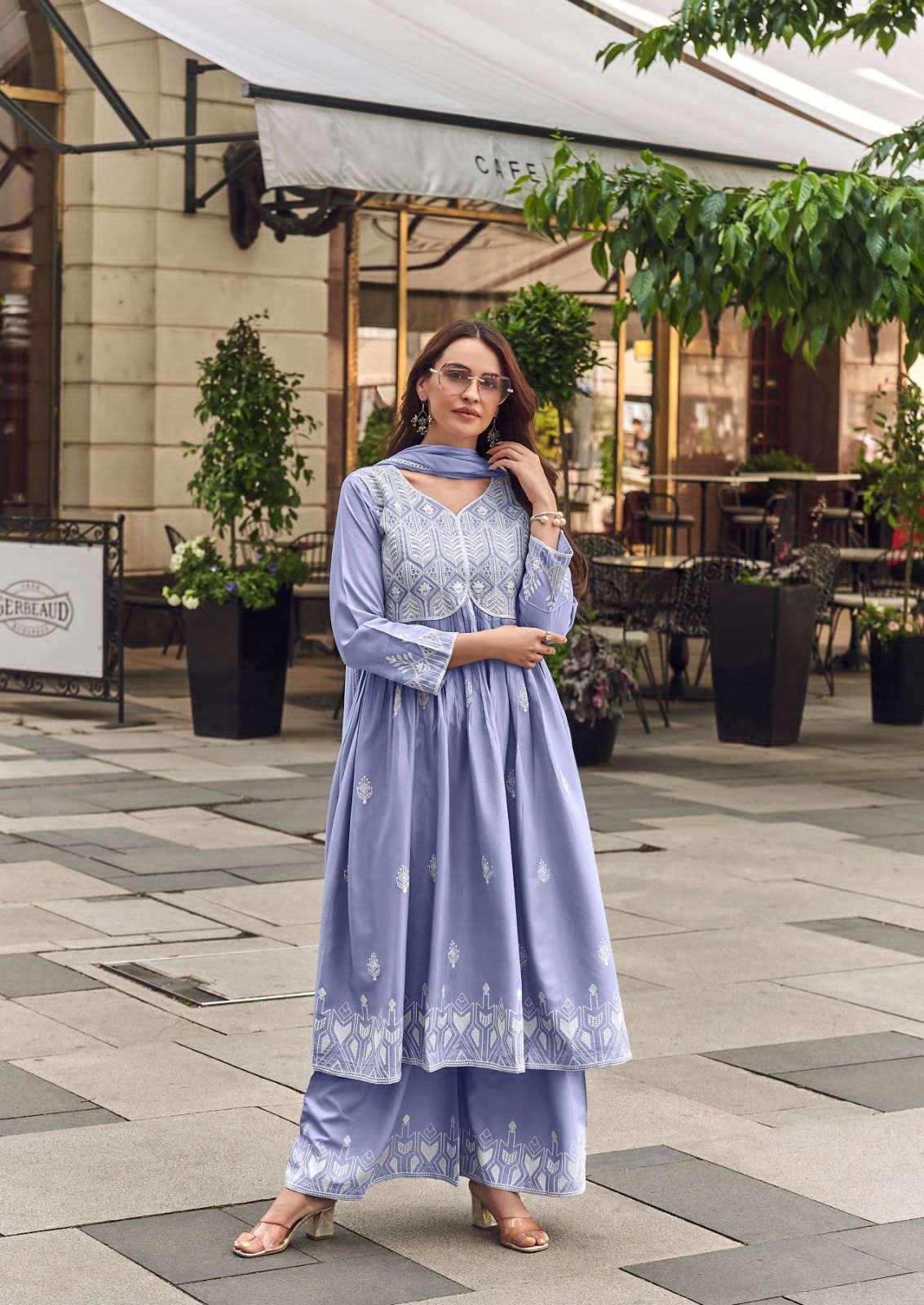 Vamika Lakhnavi Vol 8 Platnium - Amrah Wholesale