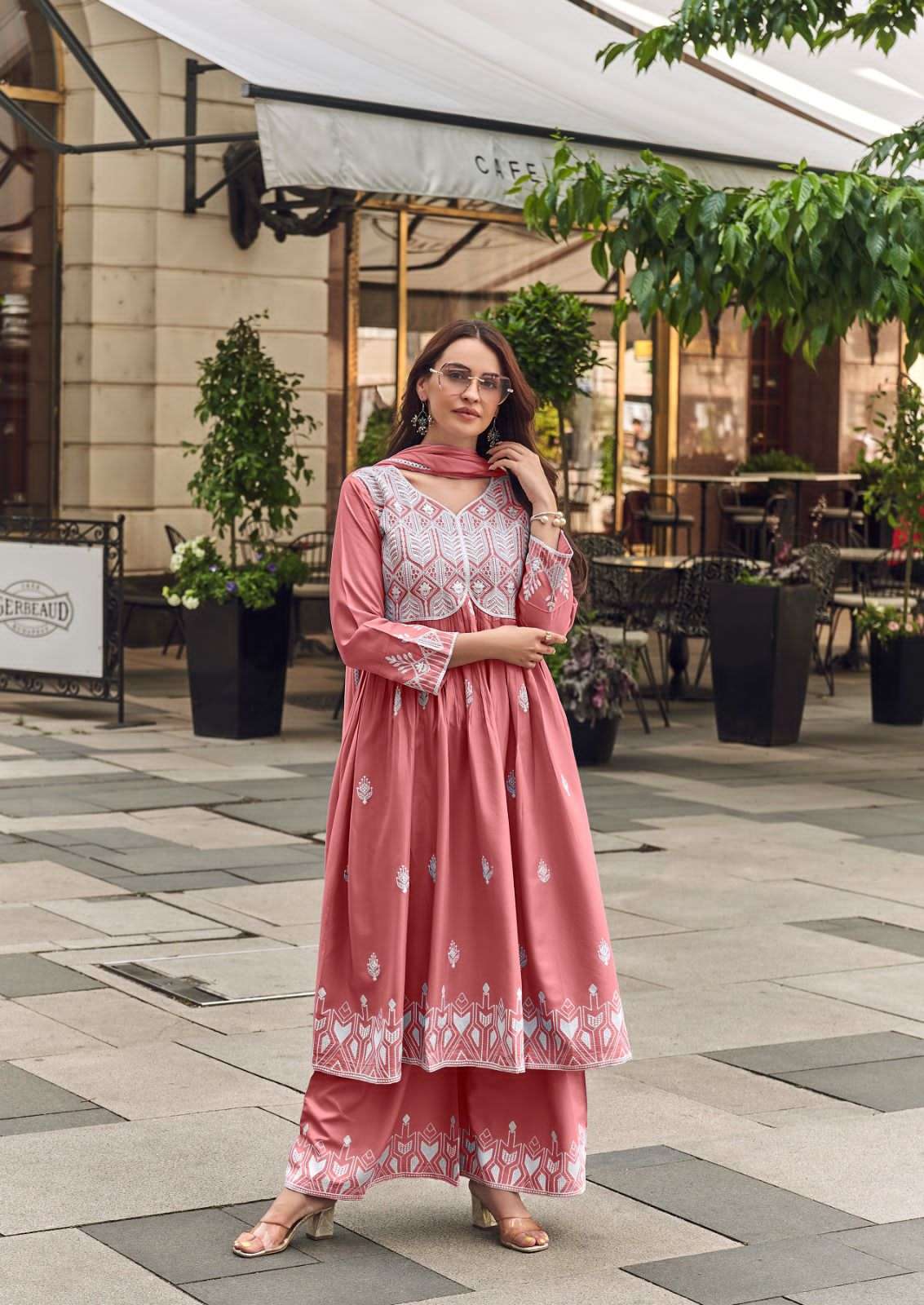Vamika Lakhnavi Vol 8 Platnium - Amrah Wholesale