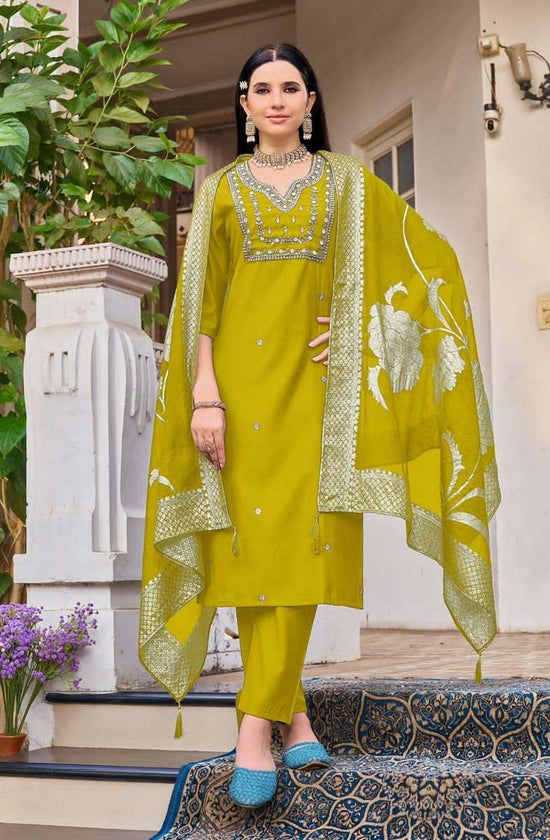 Vamika Fashion Riwayat - Amrah Wholesale