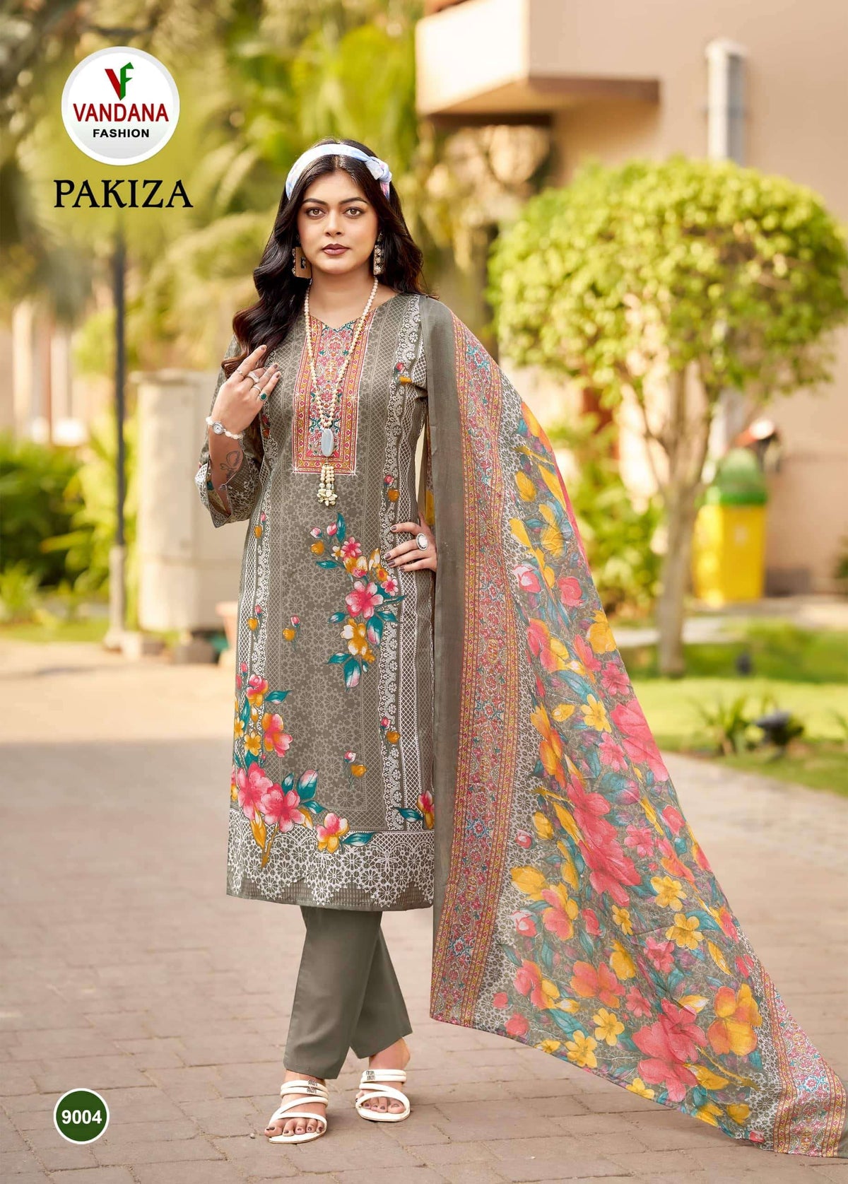 VANDANA FASHION PAKIZA VOL-9 Cotton Printed Pakistani Suit