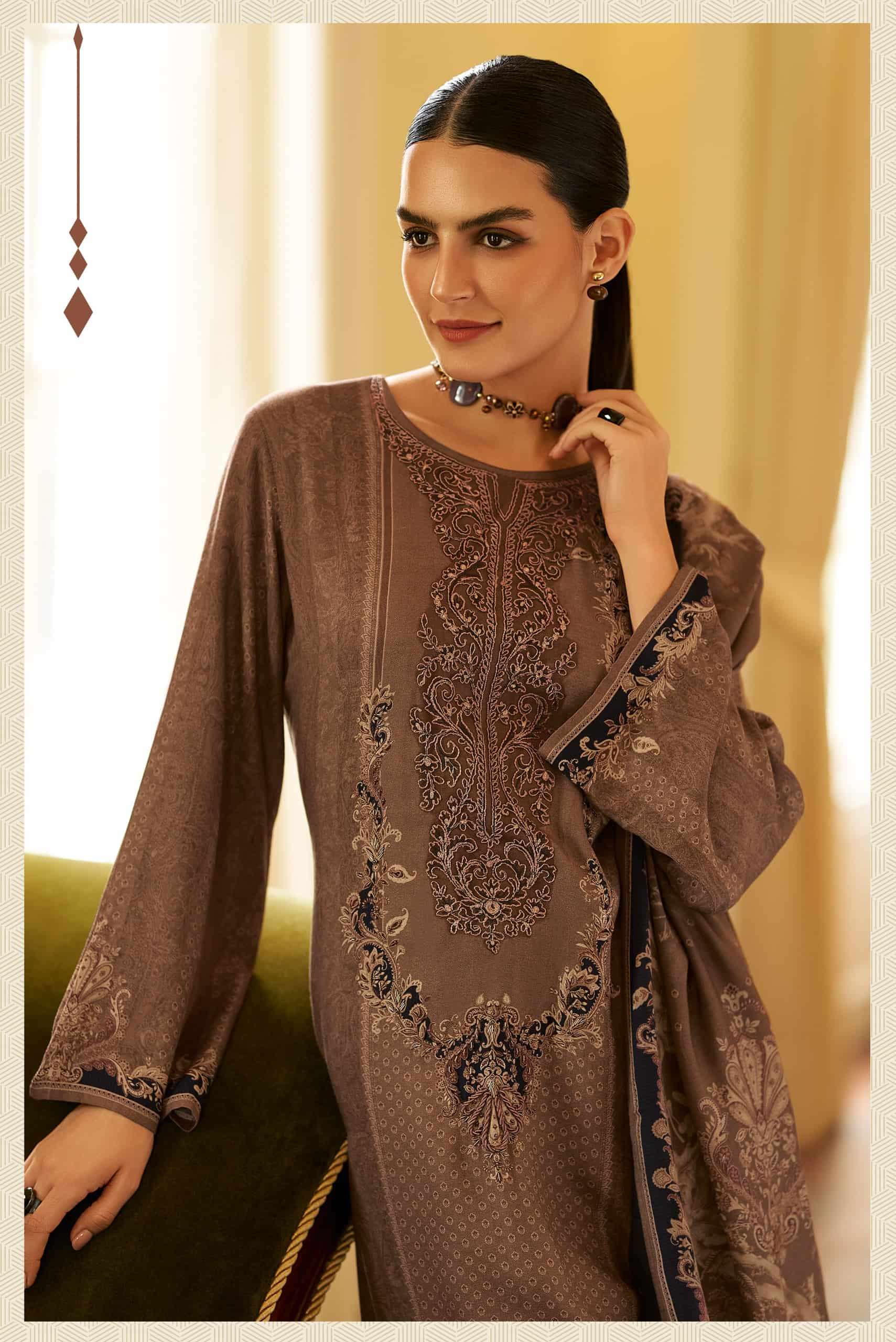 Varsha Fashion Coralina