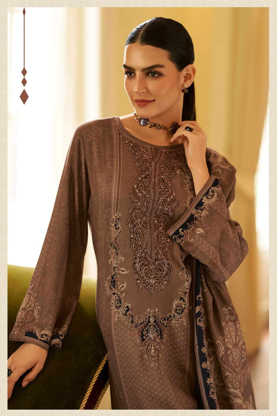 Varsha Fashion Coralina