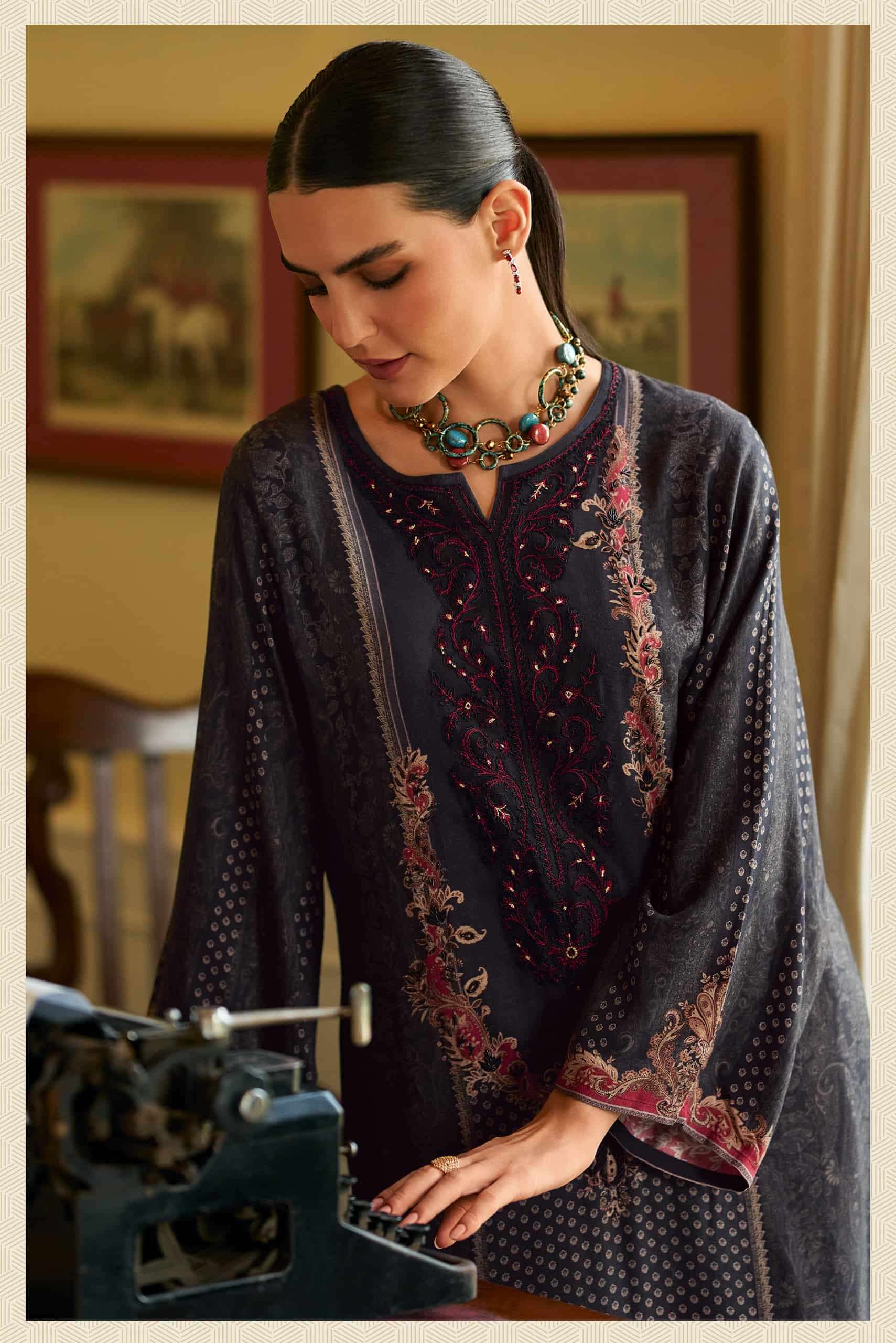 Varsha Fashion Coralina