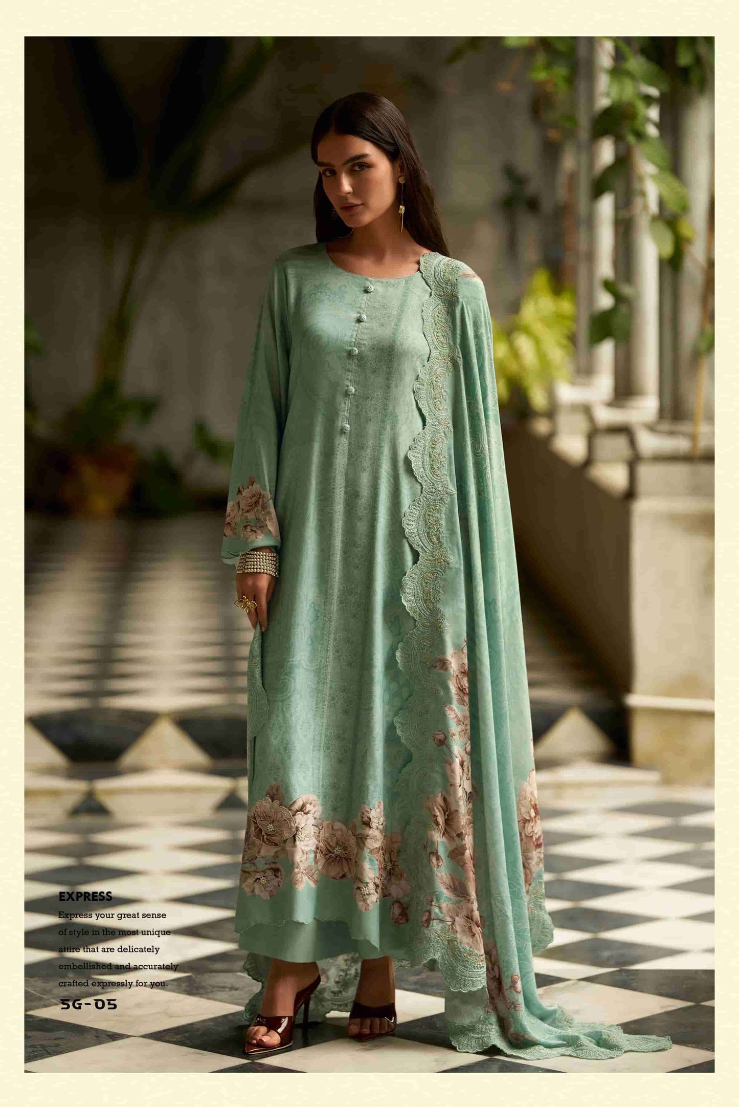 Varsha Siyah Gulzar