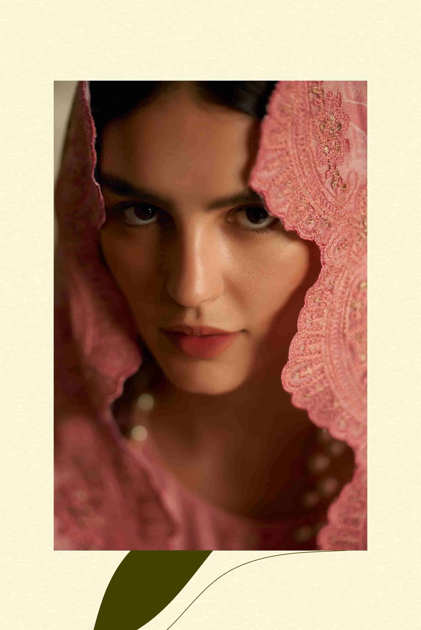 Varsha Siyah Gulzar
