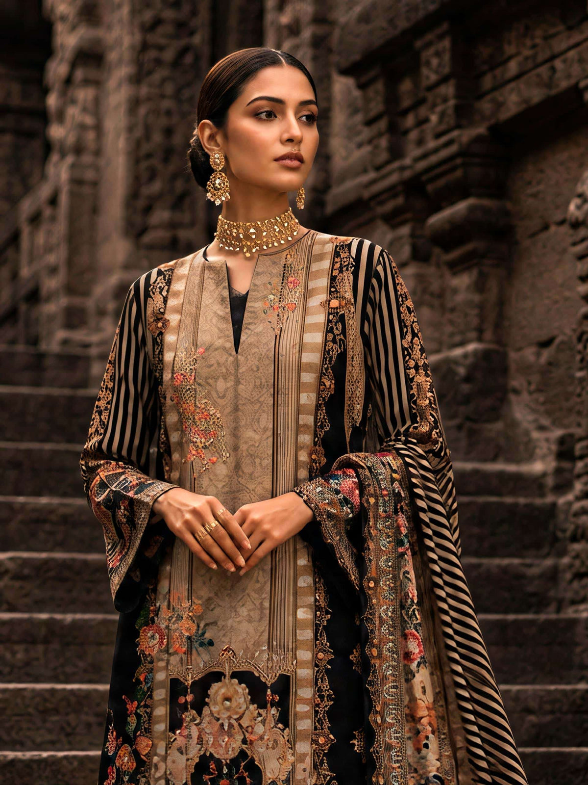 Varsha Fashion Jashn E Mohabbat Chapter 2 Digitally Printed Muslin Suit